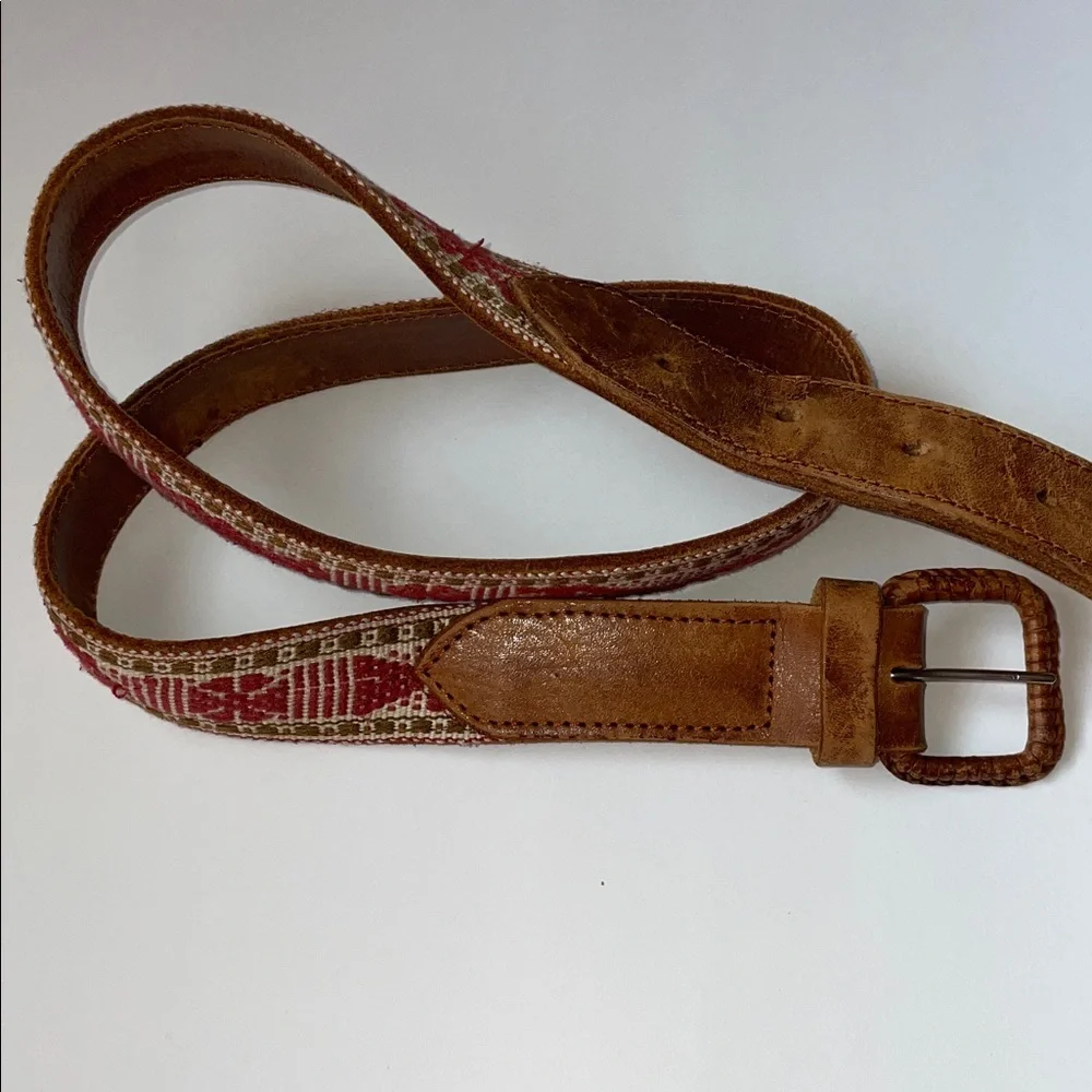 Vintage Style Embroidered leather belt. 34” - Picture 4 of 7